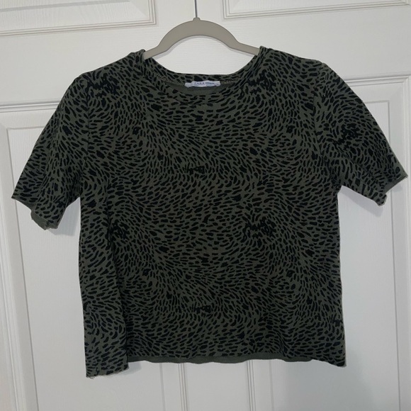 Zara Trafaluc Leopard Animal Print Short Sleeve Ra Cut Edge Top, Size L - Picture 1 of 4